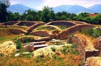 ルーマニア世界遺産ダキア人の古代要塞サルミセジェツザ